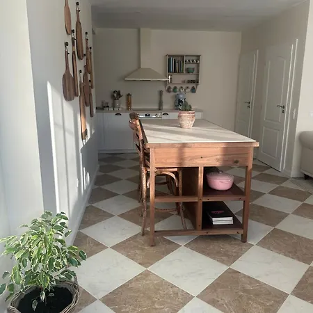 Delightful Two Bedroom In The Heart Of Bulgaria * 索波特